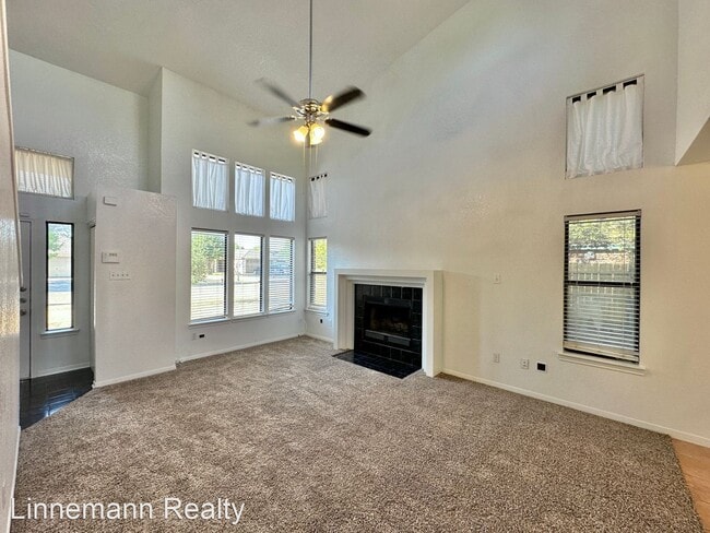 Building Photo - 3 br, 2 bath House - 4304 Vicki Drive