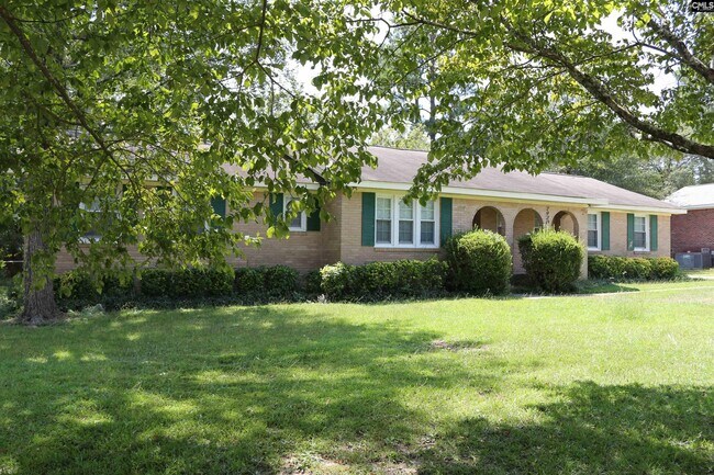 Building Photo - 7920 Folly Ln