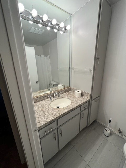 Building Photo - 8530 Holloway Dr