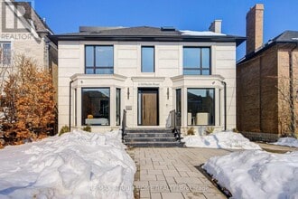 Building Photo - 6 Hillholm Rd