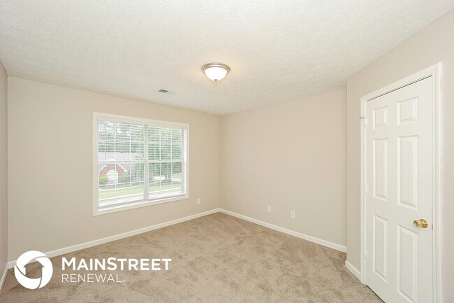 Building Photo - 40 Avonlea Dr