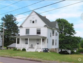Building Photo - 1296 Main St