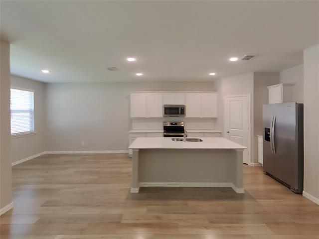 Foto del edificio - 219 Jenkinson Dr