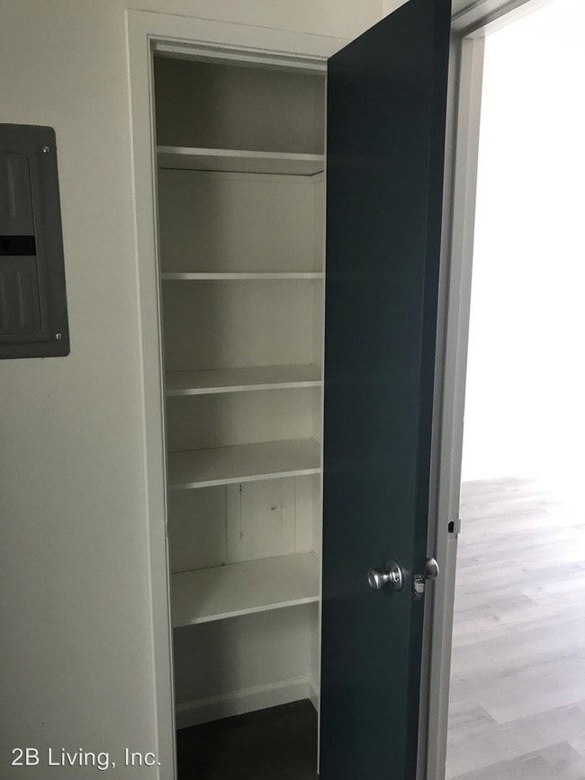 Building Photo - 60 28th St