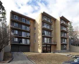 Building Photo - Cameron Manor