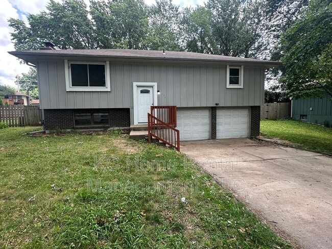 Foto del edificio - 424 NE Lakeview Dr