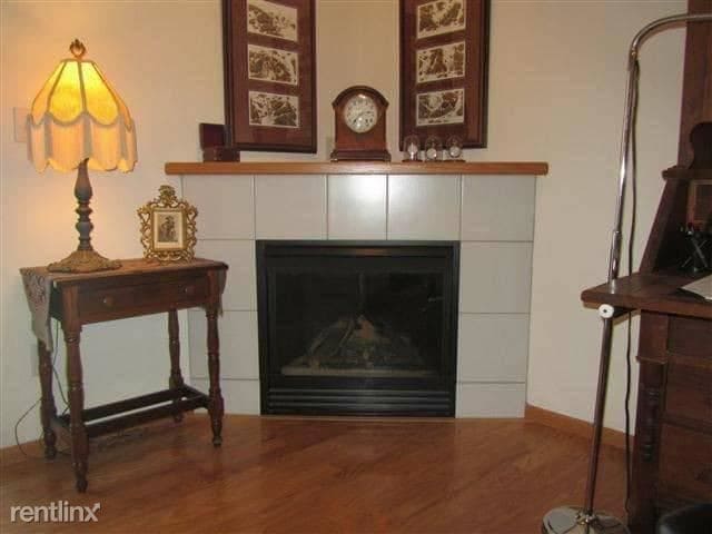 Building Photo - 2 br, 1 bath  - 2262 Holiday Rd # 1