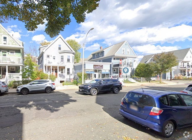 Building Photo - 327 Highland Ave