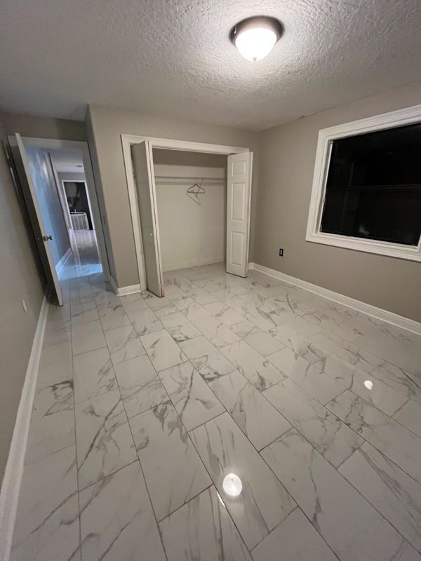 Foto del edificio - 24301 E Colonial Dr