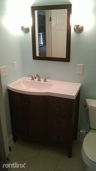 Building Photo - 2 br, 2 bath House - 876 Pine Tree Road West