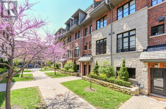 Building Photo - 20-20 Salvador Allende Ct