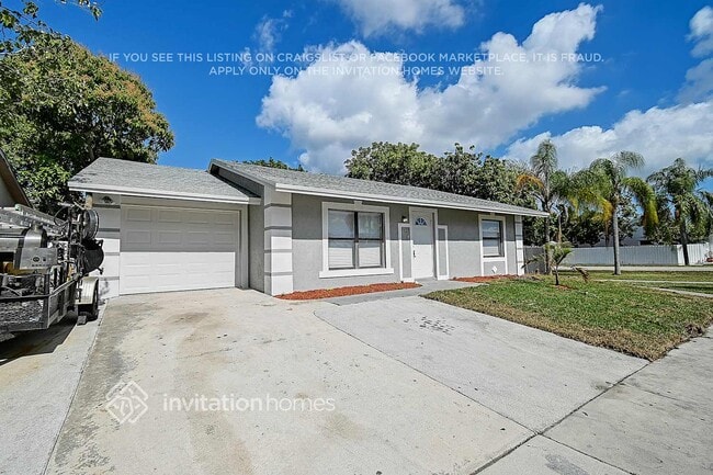 Building Photo - 5825 Ithaca Cir W