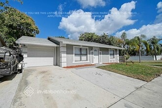 Building Photo - 5825 Ithaca Cir W