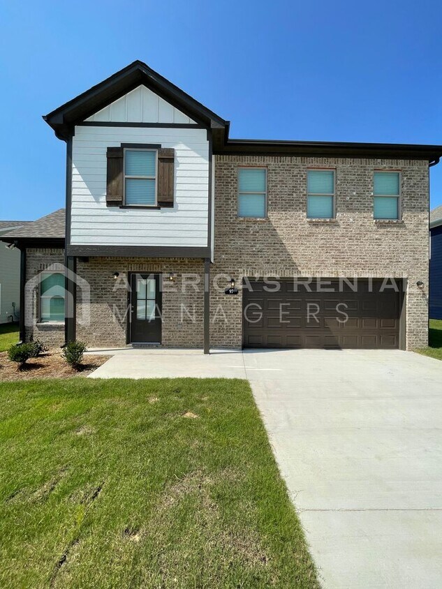 Foto principal - Home for Rent in Jasper, AL!! Available to...