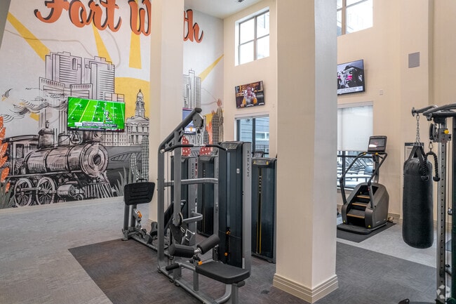 Amplio gimnasio - The Huntley