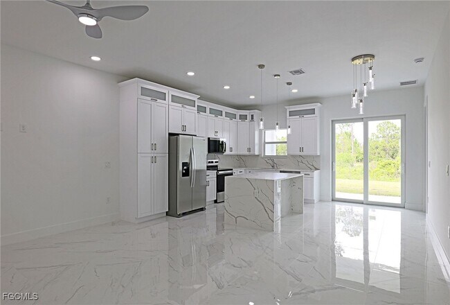Foto del edificio - 929 Eisenhower Blvd