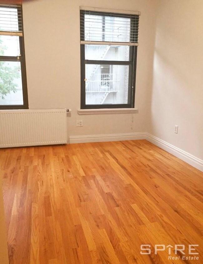 Building Photo - 311 W 48th St