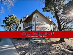 Building Photo - 9662 Brentwood Way