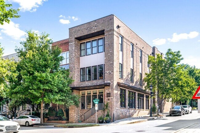 Building Photo - 488 Bartram St SE