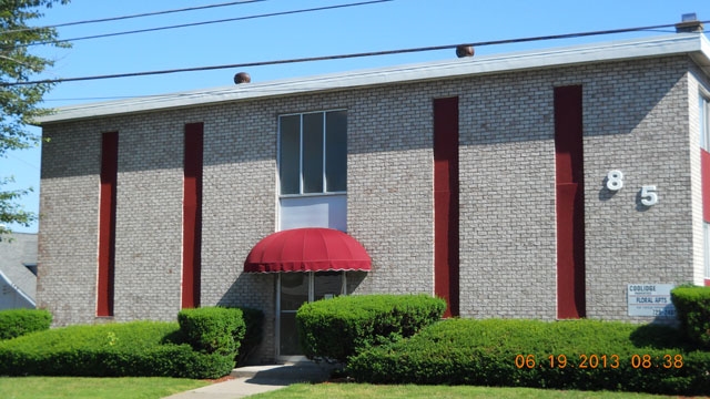 Primary Photo - Floral Ave - Student Housing Only