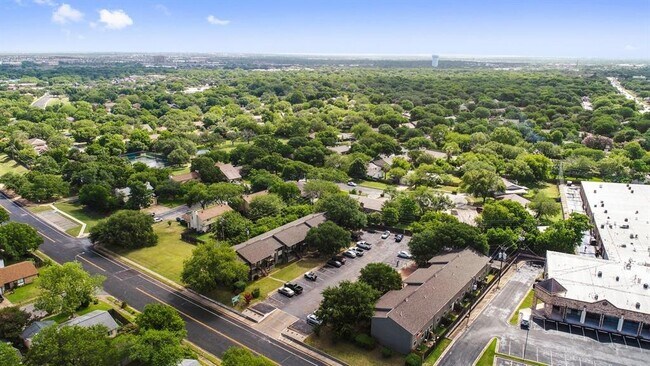 Building Photo - 11519 Pecan Creek Pkwy