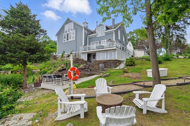 Foto del edificio - 1 Deer Is Rd