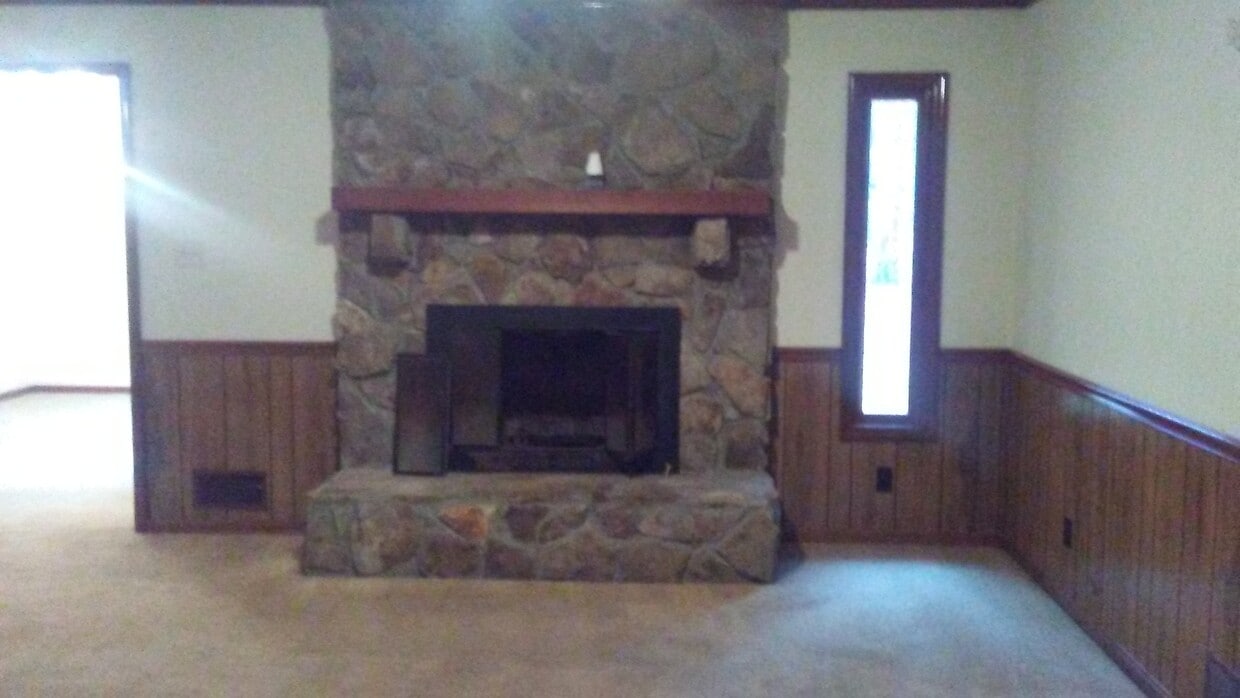 Building Photo - 2530 W McIntosh Rd