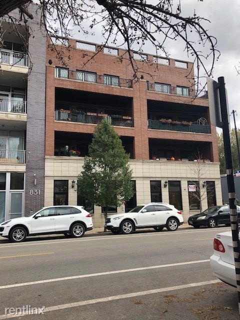 Primary Photo - 2 br, 1 bath Condo - 825 N California Ave