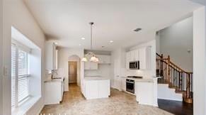 Foto del edificio - 7160 E Grand Prairie Rd