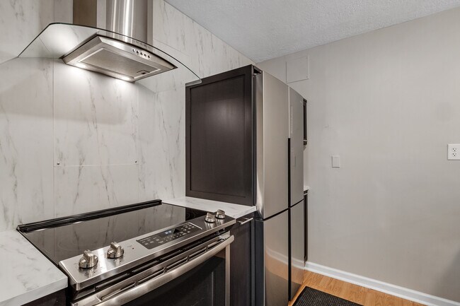 Foto del edificio - 809 W 40th St