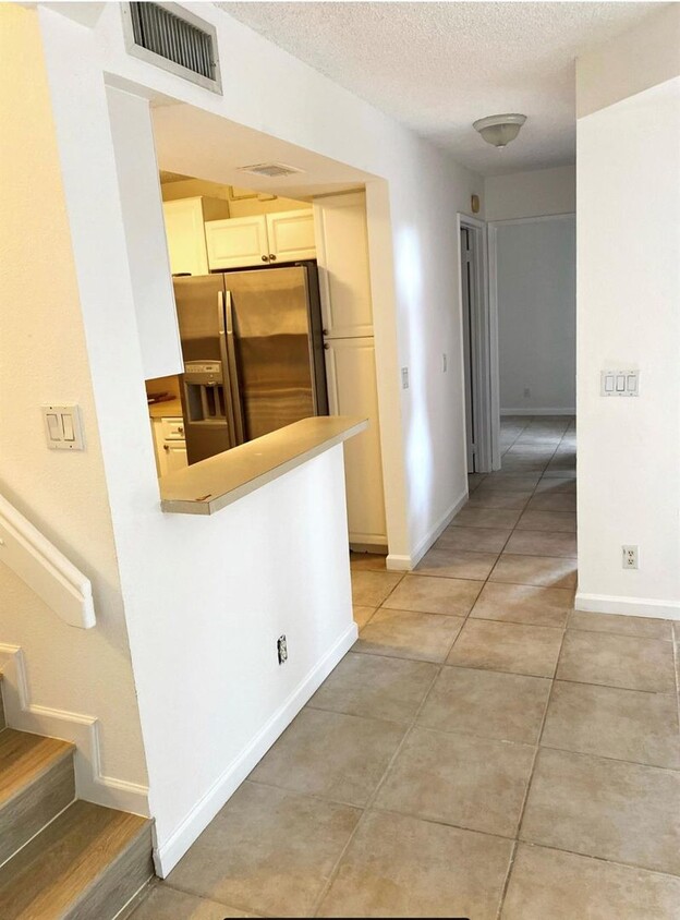 Foto principal - 8219 Thames Blvd