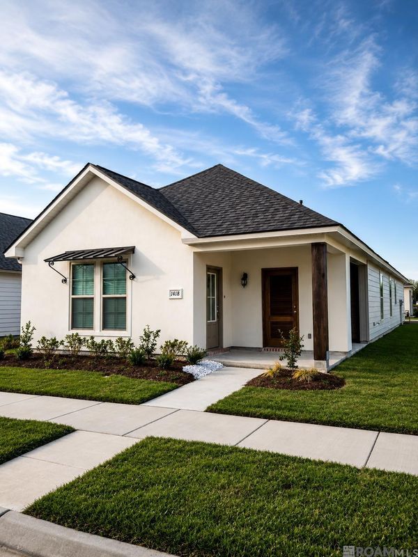 Foto del edificio - 1418 Gardenia Ln
