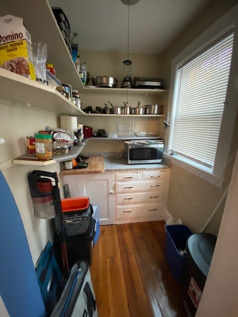 Building Photo - 354 Savin Hill Ave