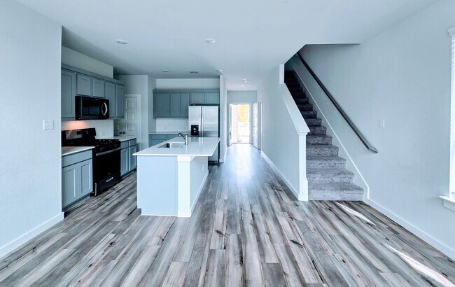 Foto del edificio - 4812 Grandiose Dr