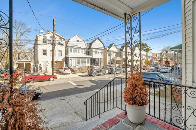 Foto del edificio - 311 Chapel Ave