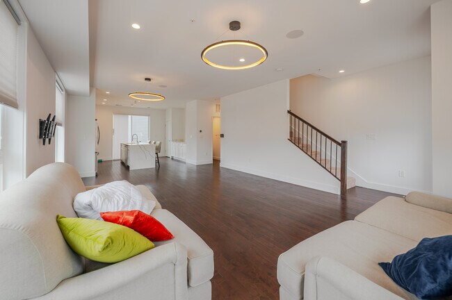 Foto del edificio - 404 51st St SE