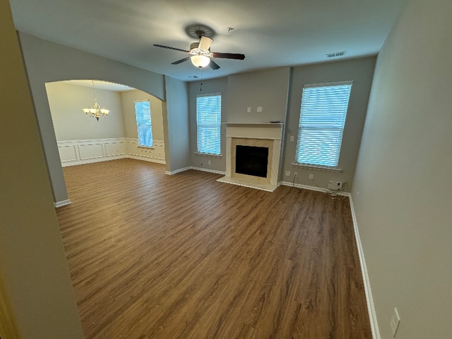 Foto del edificio - 3556 Village Enclave Ln