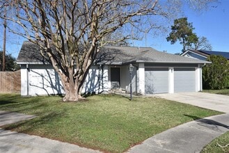 Building Photo - 2711 Goldspring Ln