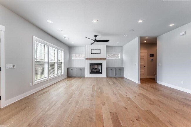 Foto del edificio - 3601 SW Aurora Ln