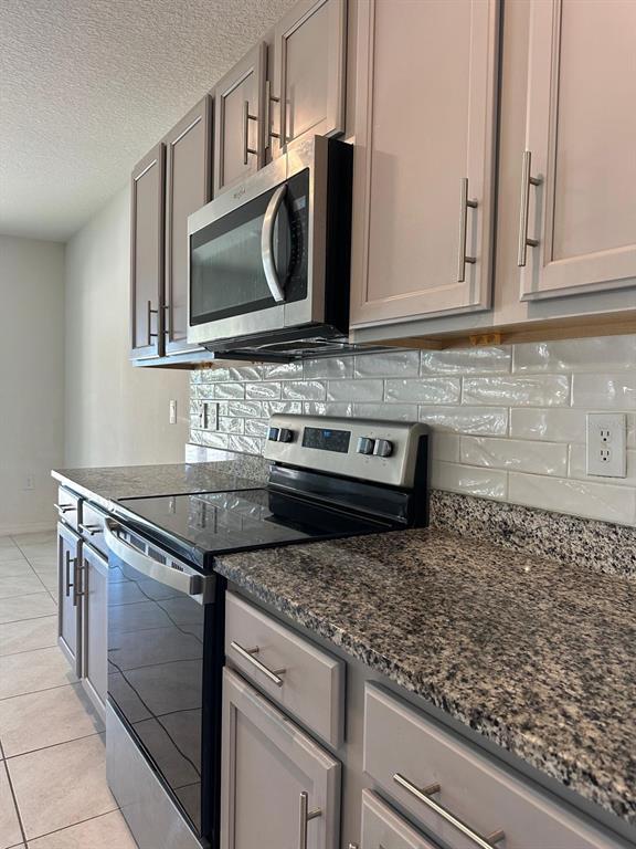 Foto del edificio - 5287 Bracks Landing Dr