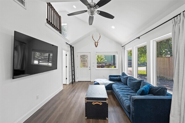 Foto del edificio - 3211 Cochran St