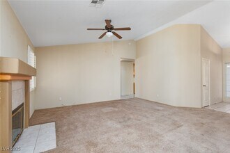 Building Photo - 5440 Red Sun Dr