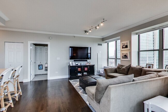 Foto del edificio - 1717 S Prairie Ave