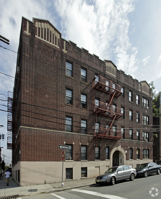 Foto del edificio - 162 Bergen Ave