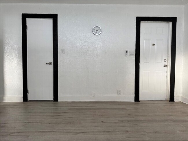 Foto del edificio - 1947 Madison St