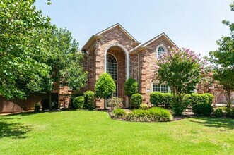Building Photo - 1112 Longford Cir