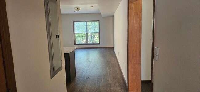 Foto del edificio - Brainard Street Apartments