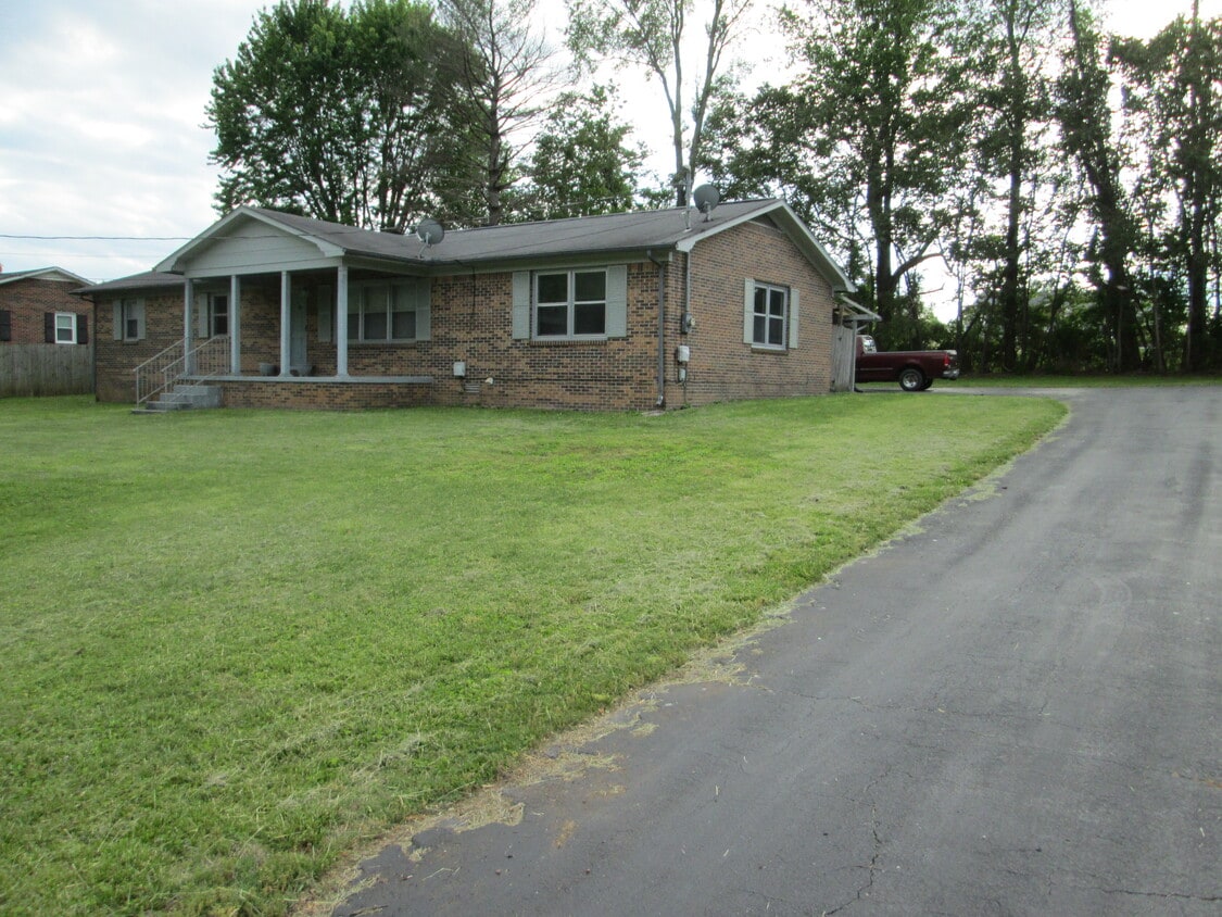 Foto principal - 545 Rockwell Dr