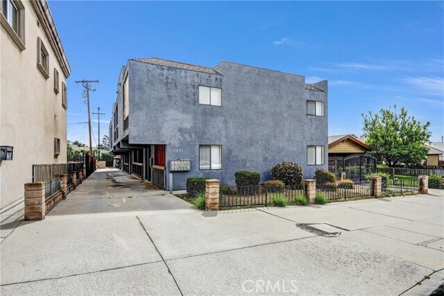 Foto del edificio - 1836 Allen Ave