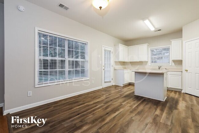 Foto del edificio - 616 Windham Way
